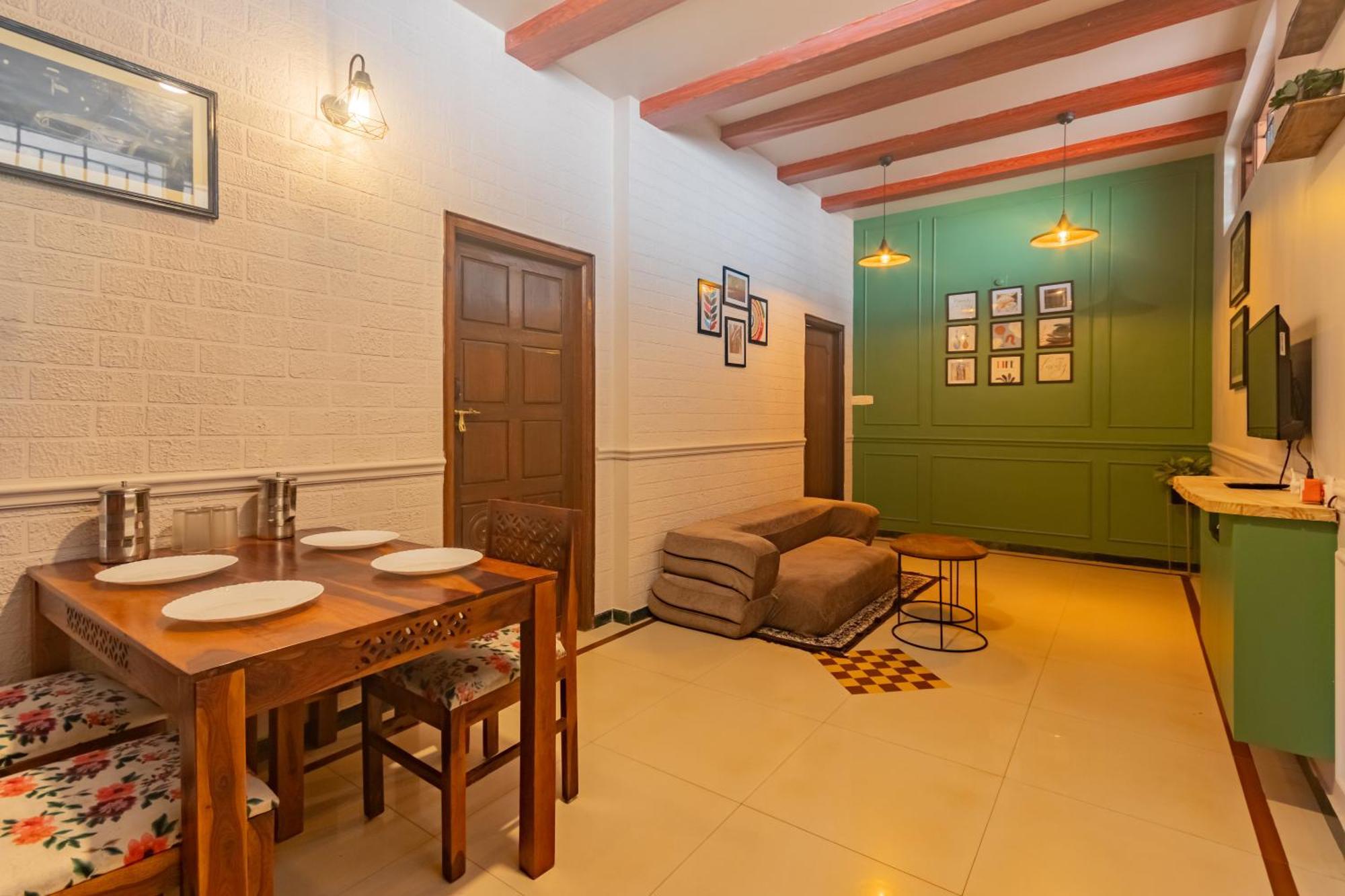 Ganga'S Sri Balaji Cottage Уті Екстер'єр фото